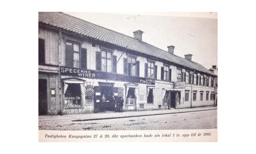 Bild på huset där Sparbanken i Enköping öppnade första banklokalen 1836